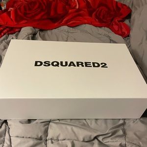 Dsquared clothing box